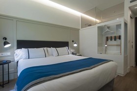 Sansebay Hotel