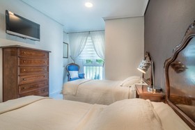 Las Brisas Apartamentos