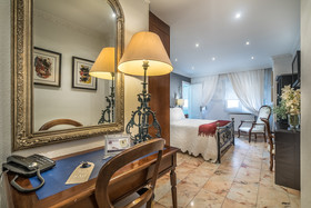 Las Brisas Apartamentos