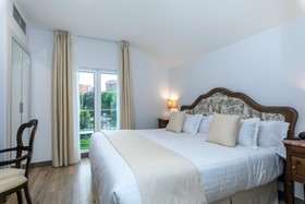 Suite Home Pinares