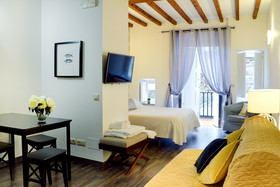 Apartamentos Duerming Casas Reales