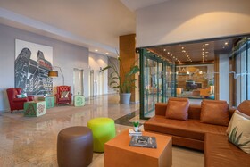 Hotel Santiago Plaza, Affiliated by Meliá