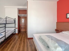 Loop INN Albergue Santiago de Compostela