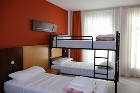 Loop INN Albergue Santiago de Compostela