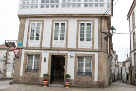 Linares Rooms