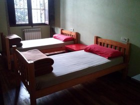 Roots&Boots Singular Hostel