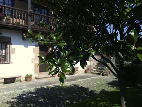 La Casa Solariega