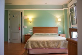 Hotel Faro de San Vicente