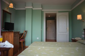 Hotel Faro de San Vicente