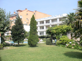 Apartamentos Revo Salinas 3000