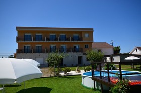 Hotel Cachada