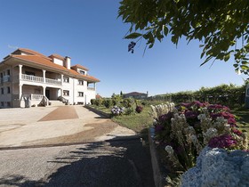 Pensión Residencia A Cruzán