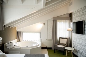 Costa Esmeralda Suites