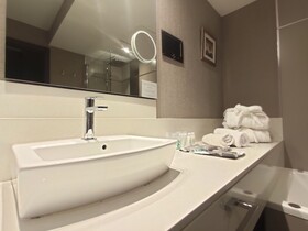 Costa Esmeralda Suites