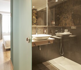 Hotel Bide Bide