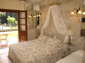 El Pomar Hosteria