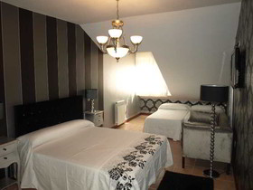 El Pomar Hosteria
