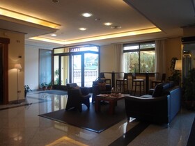 Hotel Avion