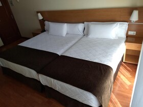Hotel Avion
