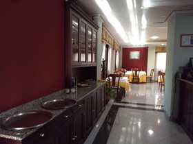 Hotel Avion