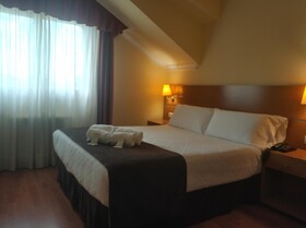 Hotel Avion