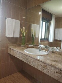 Hotel Avion