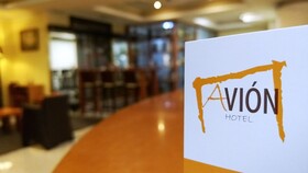 Hotel Avion