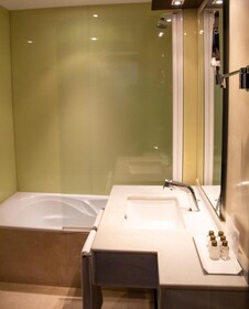 Maroa Hotel