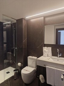 Maroa Hotel