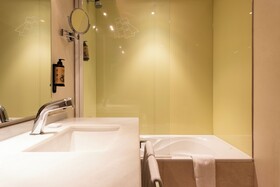 Maroa Hotel