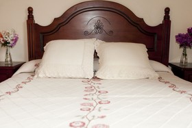 Trisqueles y Buganvillas