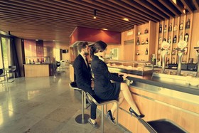Sercotel Jardines de Uleta Suites