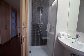 Sercotel Jardines de Uleta Suites