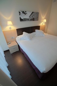 Sercotel Jardines de Uleta Suites