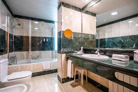 abba Sants Hotel