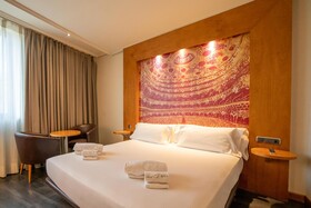 abba Sants Hotel