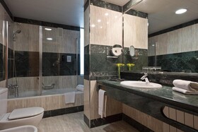 abba Sants Hotel
