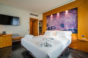 abba Sants Hotel
