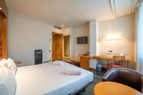 abba Sants Hotel