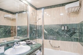 abba Sants Hotel