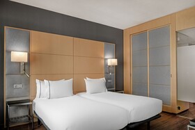 AC Hotel Victoria Suites