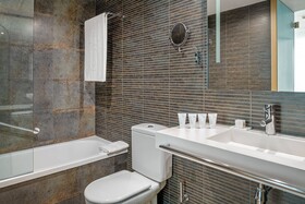 AC Hotel Victoria Suites