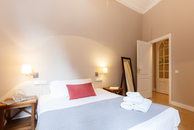 AinB Bed & Breakfast Via Laietana