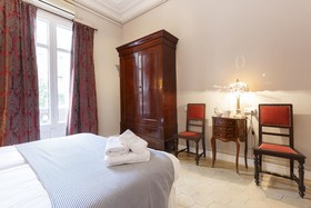 AinB Bed & Breakfast Via Laietana