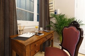 AinB Bed & Breakfast Via Laietana