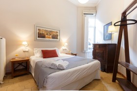AinB Bed & Breakfast Via Laietana