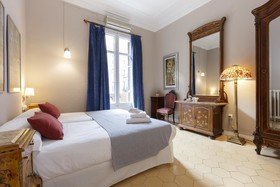 AinB Bed & Breakfast Via Laietana