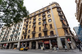 AinB Bed & Breakfast Via Laietana