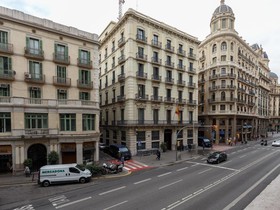 AinB Bed & Breakfast Via Laietana