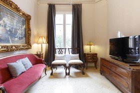 AinB Bed & Breakfast Via Laietana